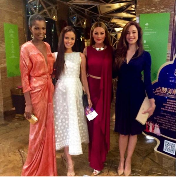 Agbani Darego (Miss World 2001), Azra Akın (Miss World 2002), Rolene Strauss (Miss World 2014), Meagan Young (Miss World 2013)