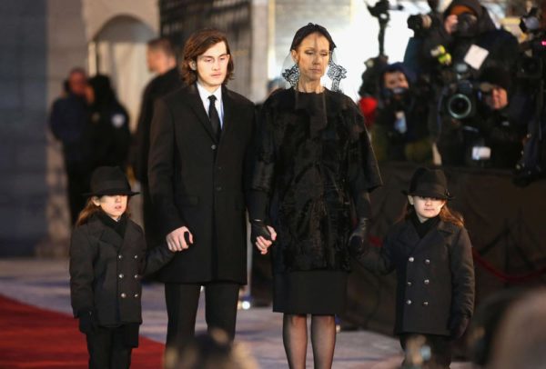 Celine-Dion-Rene-Angelil-Funeral-January-2016-BellaNaija0005