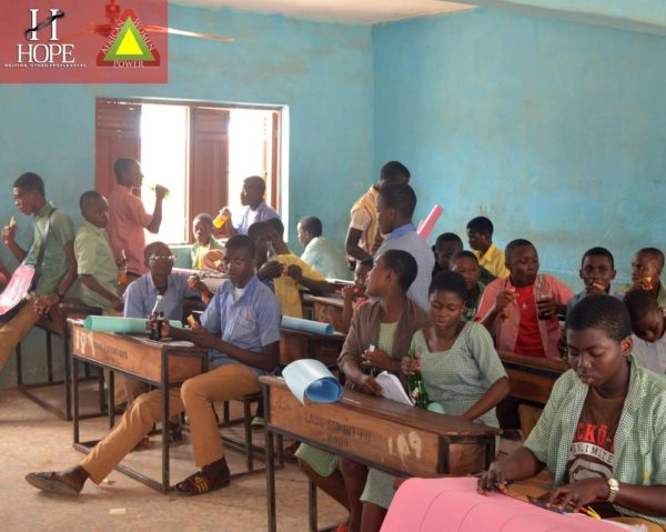 c3 Students take a break with snacks