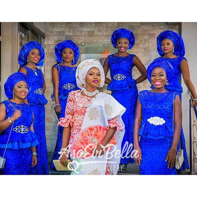 @makeoverbyteju and her ladies, aso bi by @peerlessfabrics, photo by @qoopgallery
