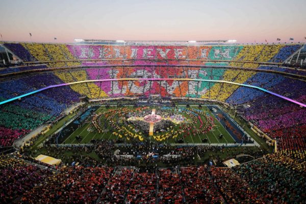 Super-Bowl-50-Beyonce-Coldplay-Mark-Ronson-February-2016-BellaNaija0003