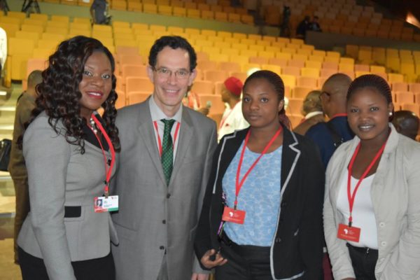 4.Dr.Neil_Turok