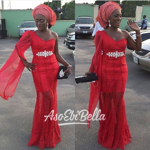 @lindaosifo in @suemanuell