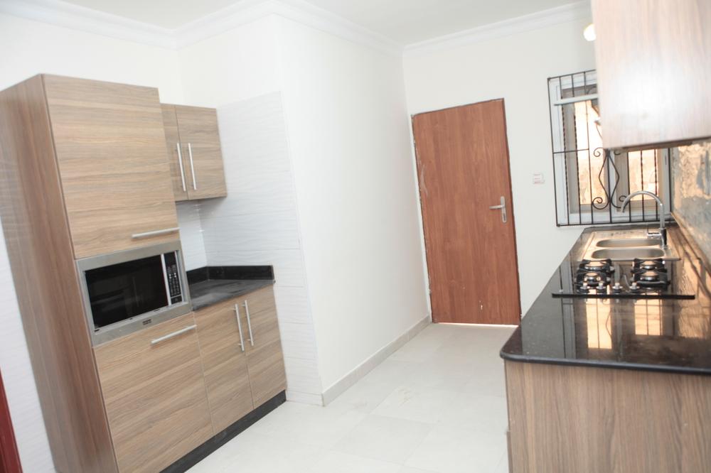 Lekki Pearl 16