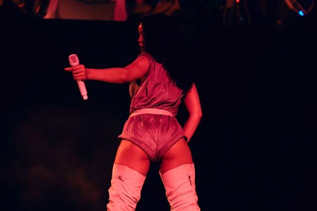 Rihanna-ANTi-World-Tour-March-2016-BellaNaija0013