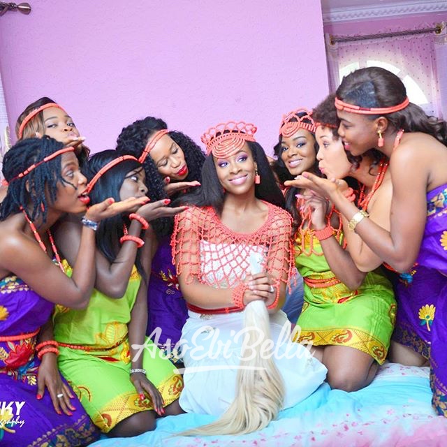 bride @enkay1010 and her friends