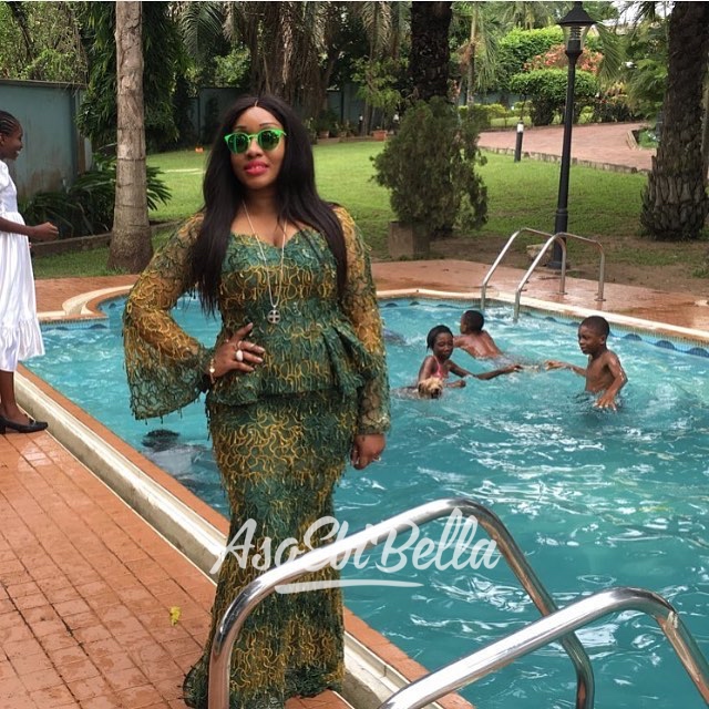 @feeljeni in @funkeadepoju design, fabric by @trunkboxbyfunmi