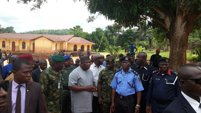 Enugu Gov and GOC 82 Division, Enugu