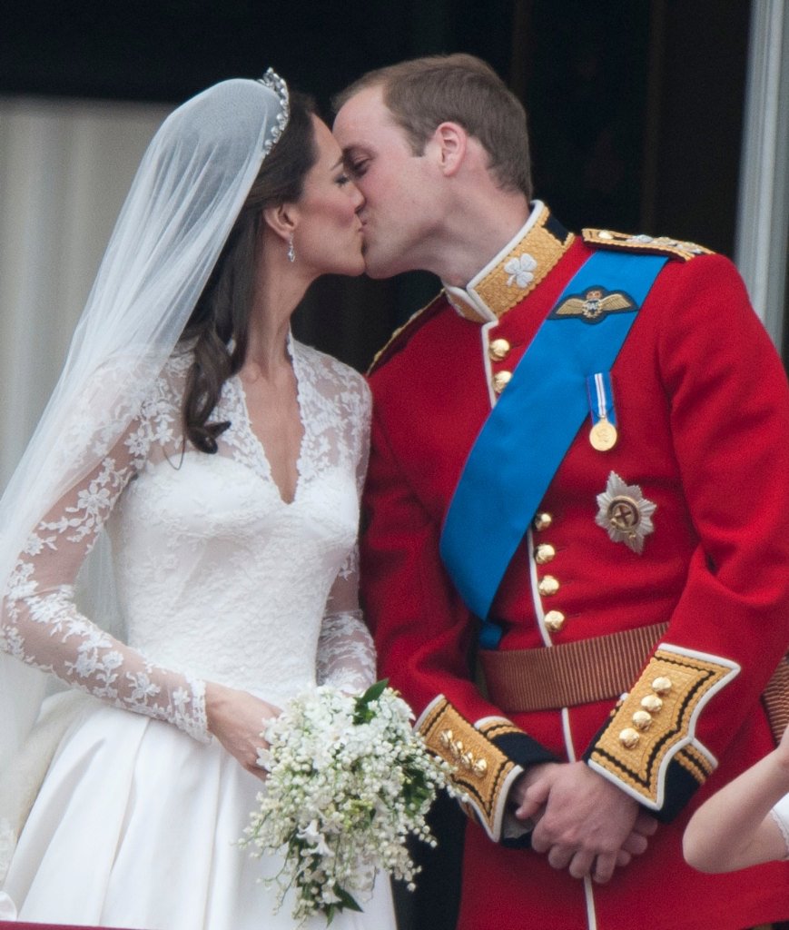 Kate Middleton-Prince William-Fifth Year Wedding-BellaNaija-2016-4