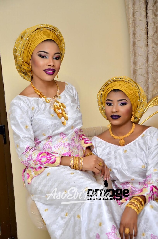 @koukszilly & her sister @rabizilly, makeup by @omogeadumaradan