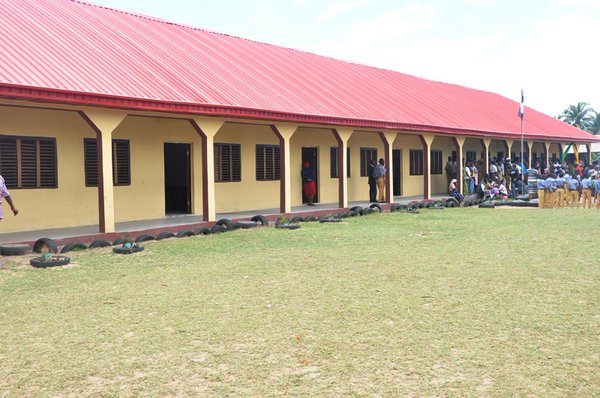 Ambode Commissions block of classrooms in Badagry3