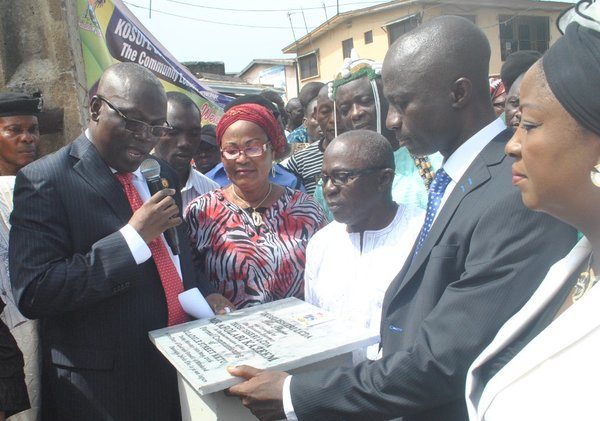 Ambode Commissions roads in Kosofe