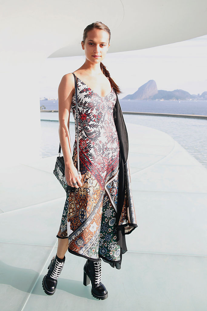 NITEROI, BRAZIL - MAY 28: Alicia Vikander attends Louis Vuitton 2017 Cruise Collection at MAC Niter on May 28, 2016 in Niteroi, Brazil. (Photo by Vivian Fernandez/Getty Images)