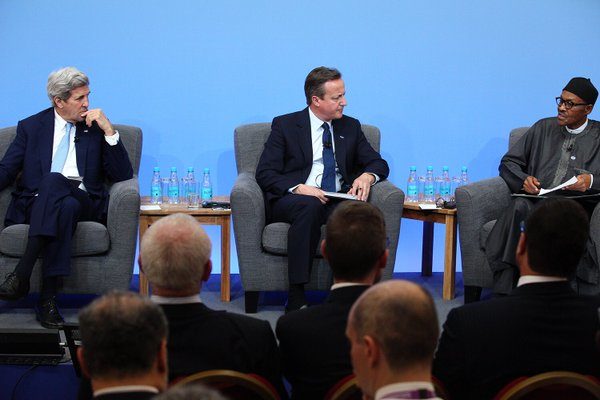 @David_Cameron, PMB & Sec @JohnKerry at Opening Plenary of the London Anti-Corruption Summit, at Lancaster House