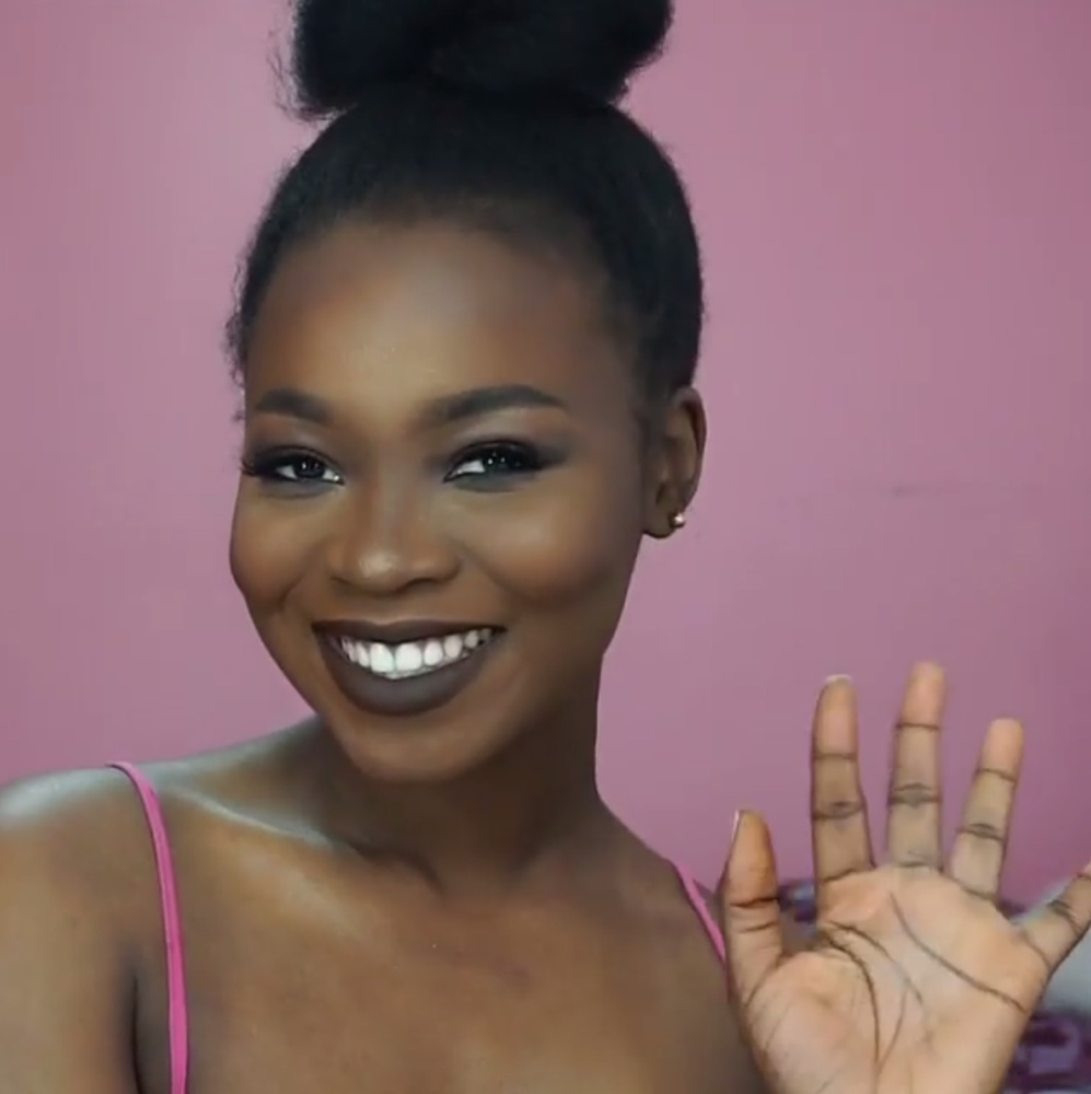 BN Beauty Selfie Time Get This Sultry Look With This Quick Beat