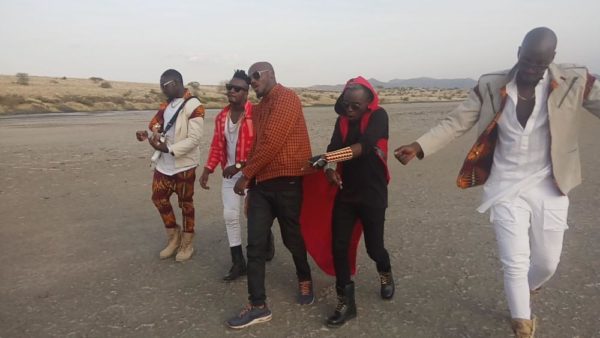 2Baba Sauti Sol Oya Make We Go Video Shoot BellaNaija (6)