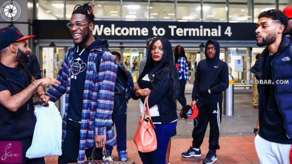 IMG_4867 Burna Boy - London Heathrow - Coko Bar - 28 June 2016 - Sync Slick Burna Boy - London Heathrow - Coko Bar - 28 June 2016 - Sync Slick