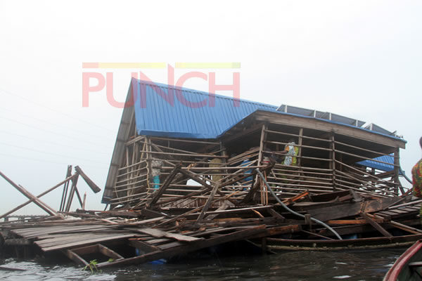 Makoko floating school3