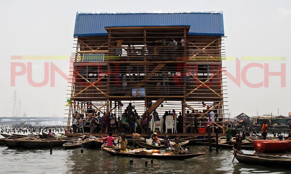 Makoko floating school8