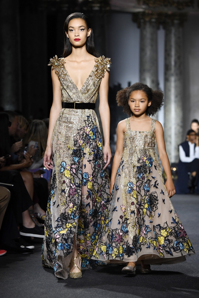 Elie Saab : Runway - Paris Fashion Week - Haute Couture Fall/Winter 2016-2017