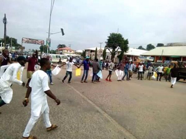 KSU-and-NANS-Protest-in-Lokoja-July-2016-BELLANAIJA0006