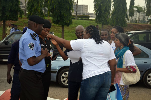 Protests against Dino Melaye in Abuja4