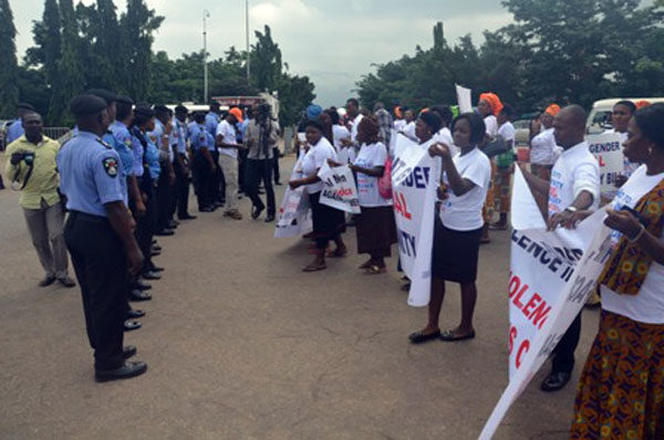 Protests against Dino Melaye in Abuja6