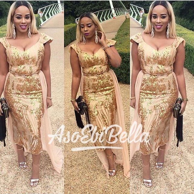 @miss_ginika in @lizzybee24clothier