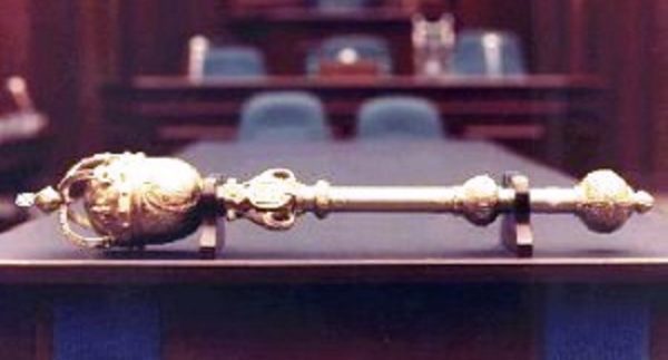 Ondo Assembly reverses Impeachment of Deputy Speaker after Akeredolu intervenes | BellaNaija