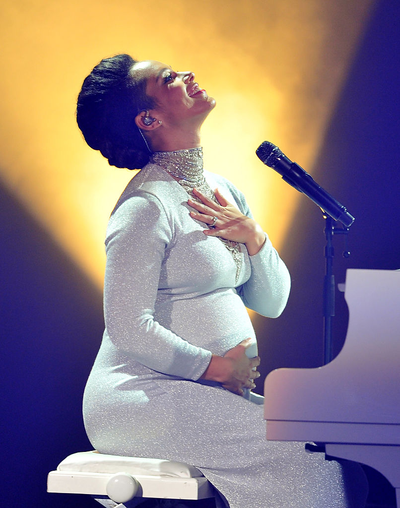 GLASGOW, SCOTLAND - NOVEMBER 09: Alicia Keys performs during the outside broadcast of the MTV EMA's 2014 at the 02 Academy on November 9, 2014 in Glasgow, Scotland. (Photo by Shirlaine Forrest/Getty Images for MTV)