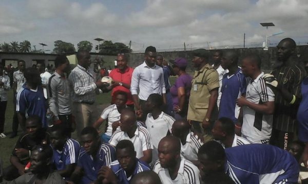 Joseph Yobo at Ikoyi Prisons7