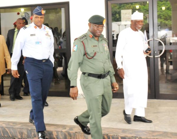 PIC. 9. CHIEF OF DEFENCE STAFF, GEN. GABRIEL OLONISAKIN (2ND-R); CHIEF OF AIR STAFF, AIR MARSHAL SADIQUE ABUBAKAR; AND COMPTROLLER-GENERAL, NIGERIAN CUSTOMS SERVICE, RETIRED COL. HAMMED ALI, COMING OUT OF A SECURITY COUNCIL MEETING AT THE PRESIDENTIAL VILLA IN ABUJA ON MONDAY (15/8/16). 5701/15/8/2016/ICE/BJO/NAN