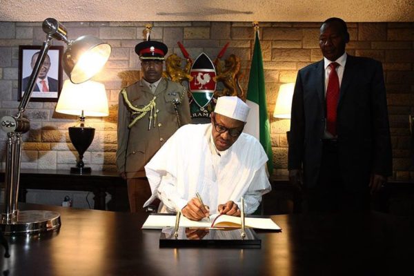 President Buhari Arrives Kenya4