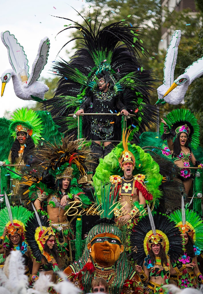 LONDON, ENGLAND - AUGUST 29: Performers on a float take part in the Notting Hill Carnival on August 29, 2016 in London, England. The Notting Hill Carnival, which has taken place annually since 1964, is expected to attract over a million people. The two-day event, started by members of the Afro-Caribbean community, sees costumed performers take to the streets in a parade and dozens of sound systems set up around the Notting Hill streets. (Photo by Jack Taylor/Getty Images)