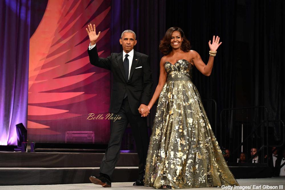  (L-R) President Barack Obama and Michelle Obama arrive at the Phoenix Awards Dinner at Walter E. Washington Convention Center on September 17, 2016 in Washington, DC. (Photo by Earl Gibson III/Getty Images)