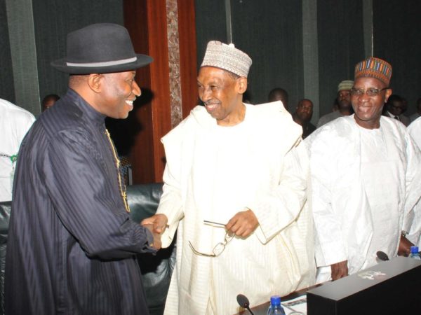 PIC.3. FROM LEFT: FORMER PRESIDENT GOODLUCK JONATHAN; FORMER CHIEF JUSTICE OF NIGERIA, JUSTICE LAWAL UWAIS; AND ANOTHER FORMER CHIEF JUSTICE OF NIGERIA, JUSTICE ALPHA BELGORE, EXCHANGE GREETINGS  DURING THE COUNCIL OF STATE MEETING AT THE PRESIDENTIAL VILLA IN ABUJA ON WEDNESDAY (7/9/16). 6808/7/9/2016/ICE/BJO/NAN