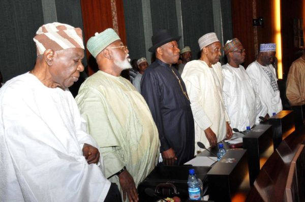 PIC.4. FROM LEFT: FOMER HEAD OF THE INTERIM NATIONAL GOVERNMENT, CHIEF ERNERST SHIONEKAN; FORMER HEAD OF STATE, GEN. ABDULSALAMI ABUBARKAR; FORMER PRESIDENT GOODLUCK JONATHAN; FORMER CHIEF JUSTICES OF NIGERIA, JUSTICE LAWAL UWAIS; JUSTICE ALPHA BELGORE; AND JUSTICE IDRIS KUTIGI, DURING THE COUNCIL OF STATE MEETING AT THE PRESIDENTIAL VILLA IN ABUJA ON WEDNESDAY (7/9/16). 6809/7/9/2016/ICE/BJO/NAN