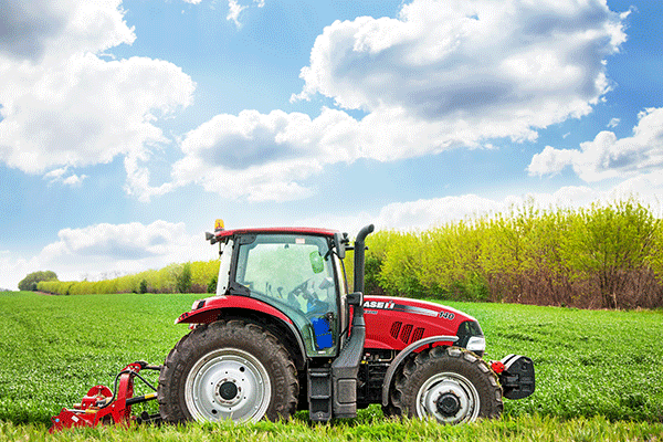z_0002_Red-tractor-in-wheat!-000074103977_Large