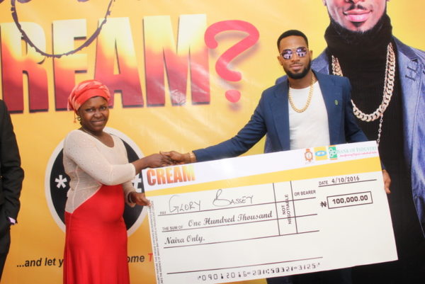 CREAM winner, Glory Bassey and Dbanj at the Prize presentation on Tuesday, October 4, 2016