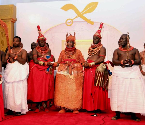 Pic.2. The new Oba of Benin, Omo NOba Eheneden Erediauwa (m) during his coronation at the Usama Palace, Benin City in Edo on Thursday (20/10/16). 7869/21/10/2016/BJO/NAN