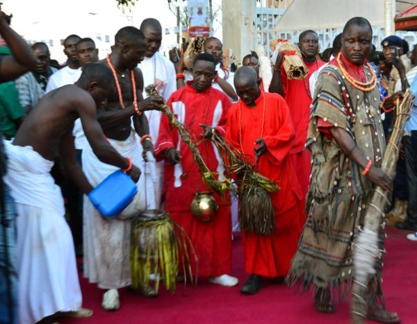 Pic.35. Some traditionalists perform some traditional rites at the coronation of the new Oba of Benin, Omo NOba Eheneden Erediauwa in Benin on Thursday (20/10/16). 7865/20/10/2016/Ernest Okorie/BJO/NAN