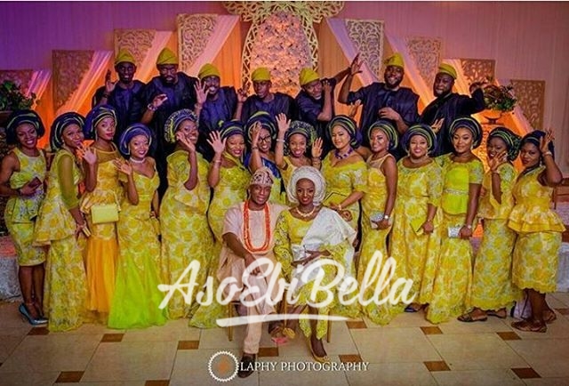 Photography by @laphyphotography MUA @eeswatmakeovers Aso oke by @vogueasooke