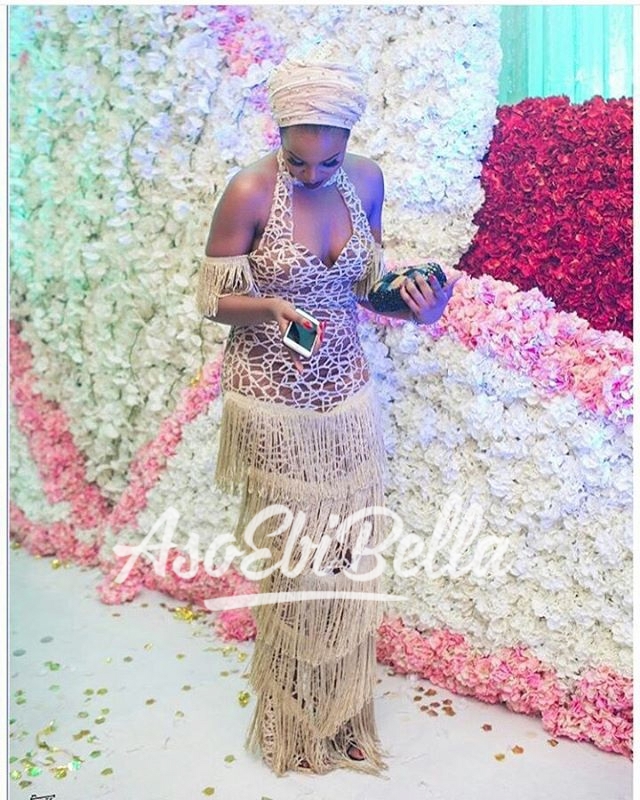 @topefnr in @topefnr Photography by @libraneyephotography Turban by @turbantempest Fabric @thefabricroomng