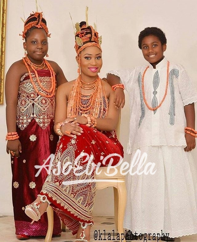 Bride & her #AsoEbiBella Photography by @klalaphotography_aso