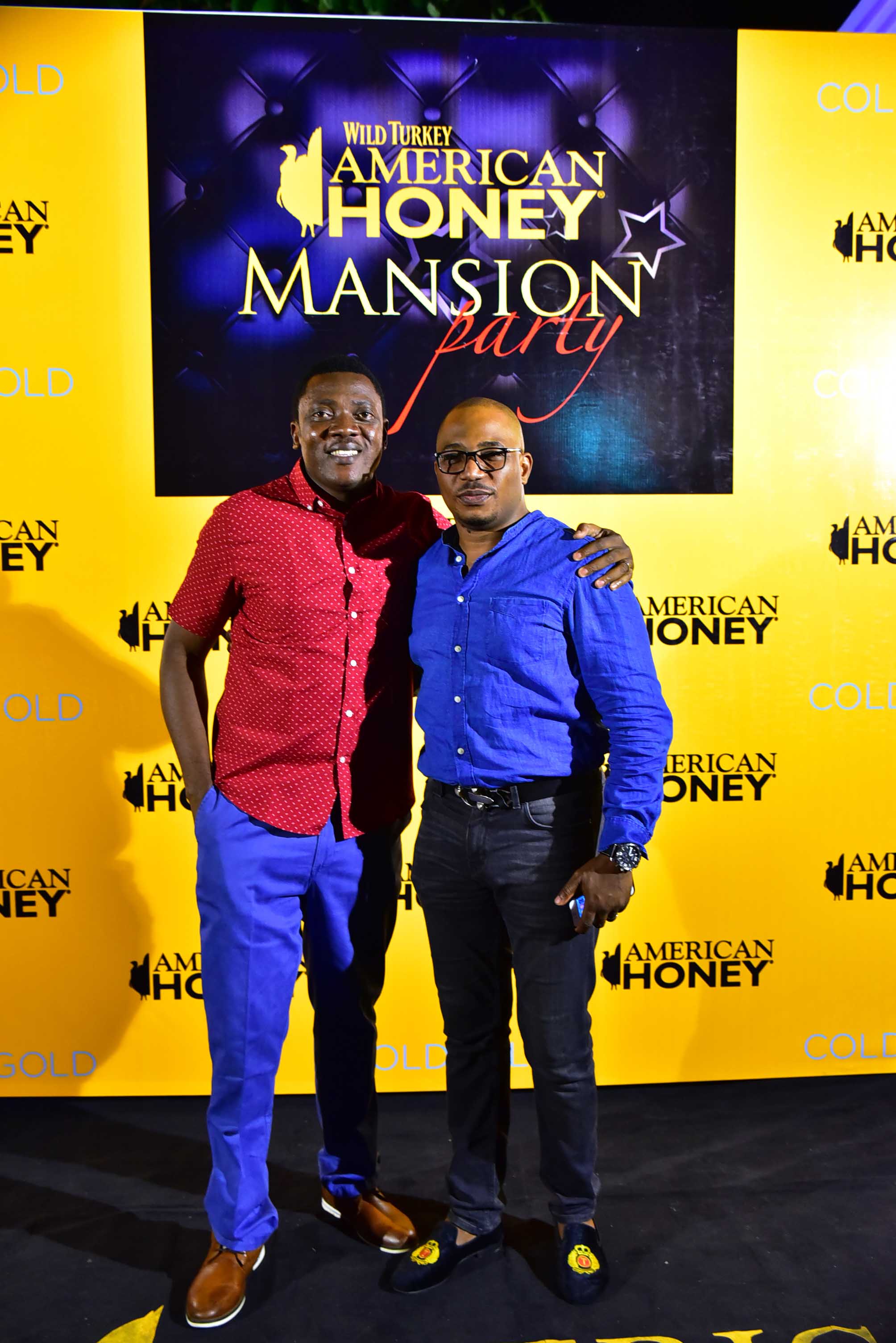 general-manager-brian-munro-abayomi-ajao-with-comedian-tee-a-2