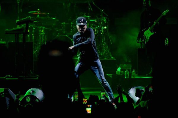 CLEVELAND, OH - NOVEMBER 04:  Chance the Rapper performs on stage during a Get Out The Vote concert in support of Hillary Clinton at Wolstein Center in Cleveland, Ohio on November 4, 2016 in Cleveland, Ohio.  (Photo by Duane Prokop/Getty Images)