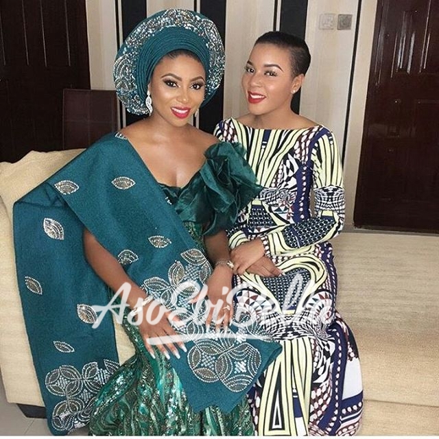 Gorgeous bride @stephaniecoker & Bella @lolaoj @lolaoj in @kbfabrics