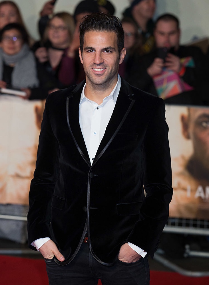 LONDON, ENGLAND - NOVEMBER 28:  Cesc Fabregas attends the World Premiere of "I Am Bolt" at Odeon Leicester Square on November 28, 2016 in London, England.  (Photo by Dave J Hogan/Getty Images)
