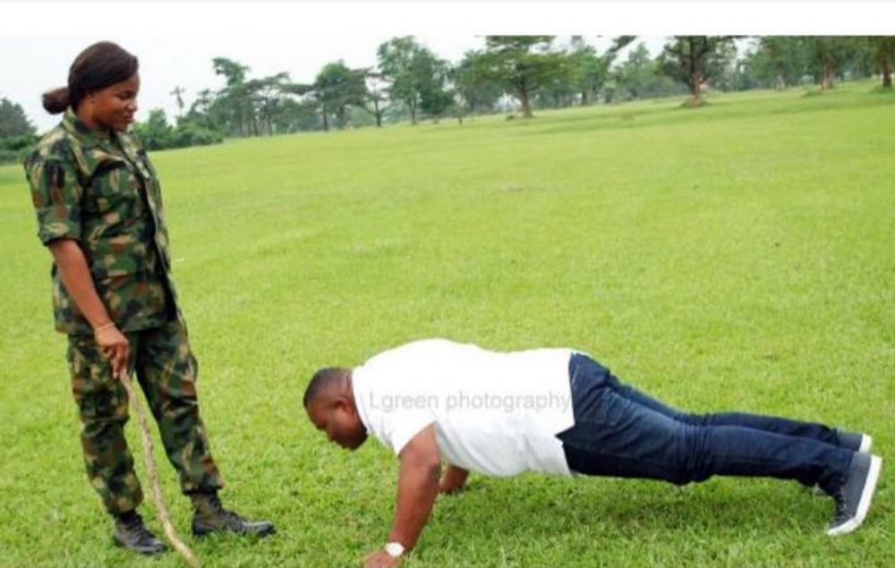 soldier-and-civilian-pre-wedding-shoot