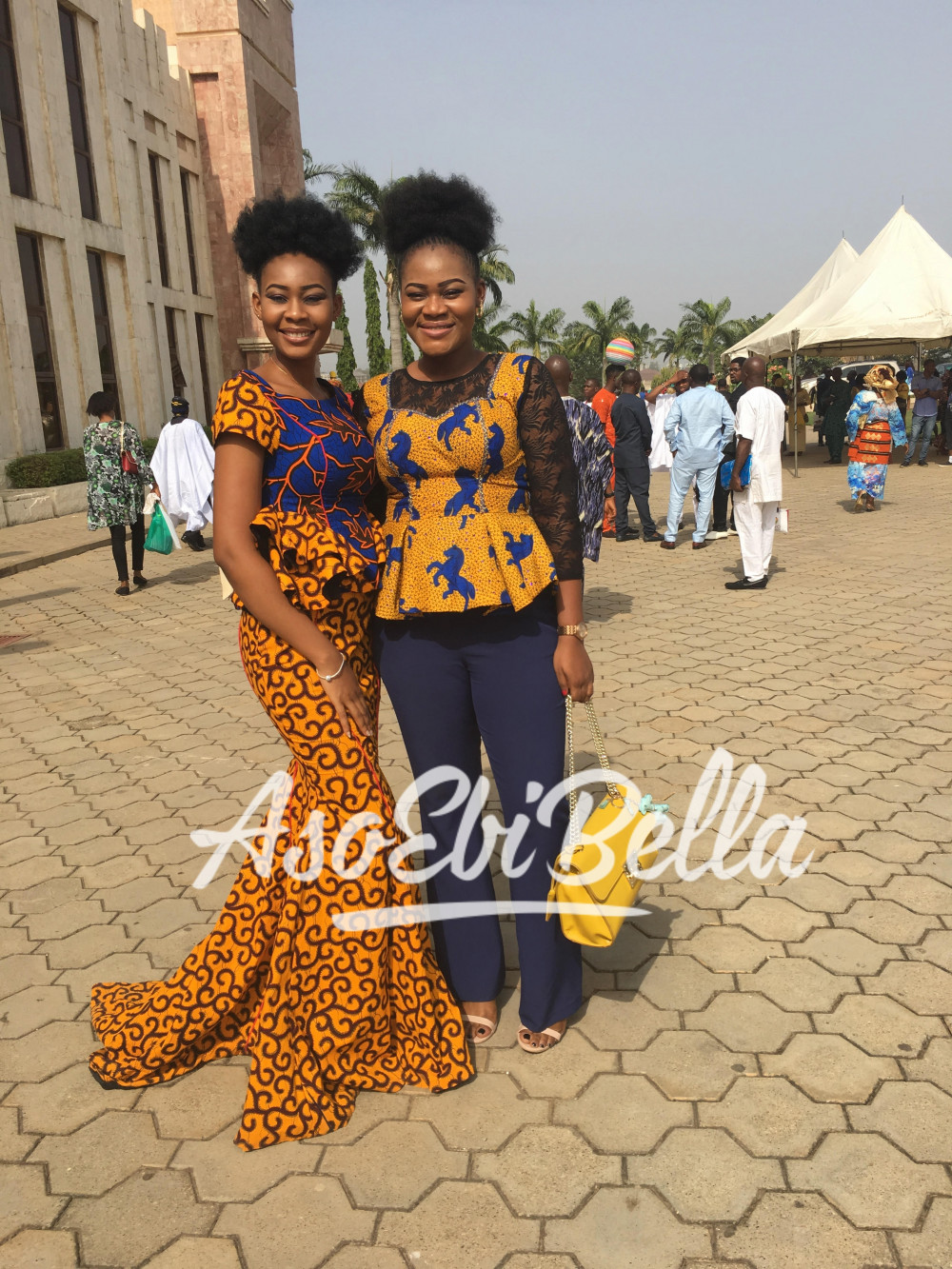 Sisters in @i-wear-asika